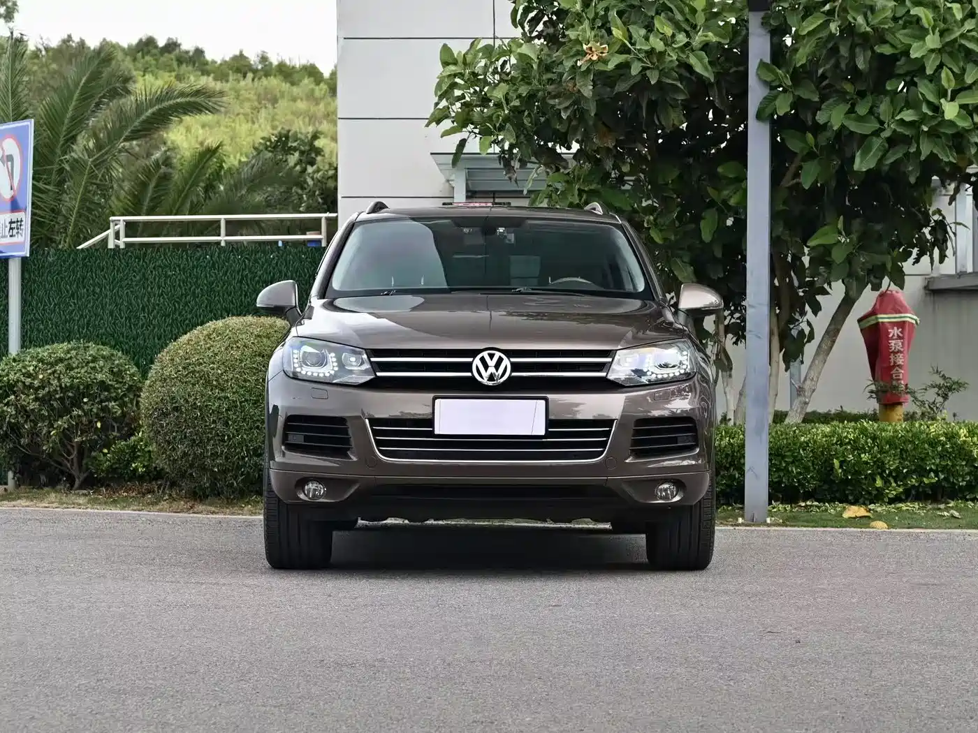 Volkswagen Touareg 2011 3.0TSI Luxury фото 2