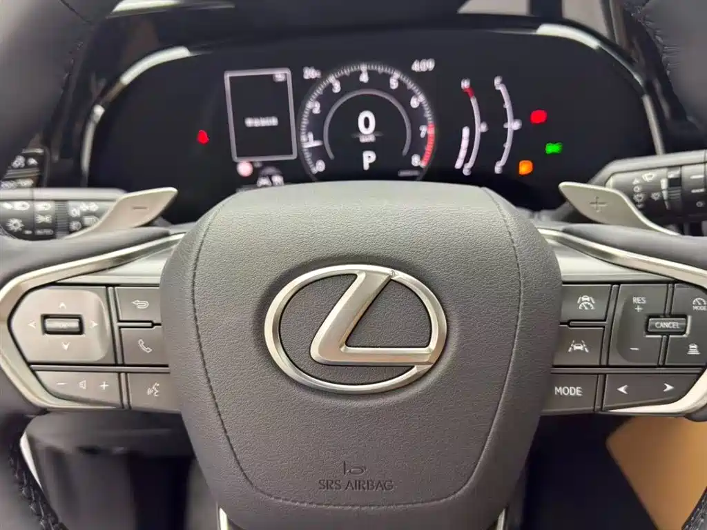 Lexus NX 2025 Model 200 Base Version фото 10