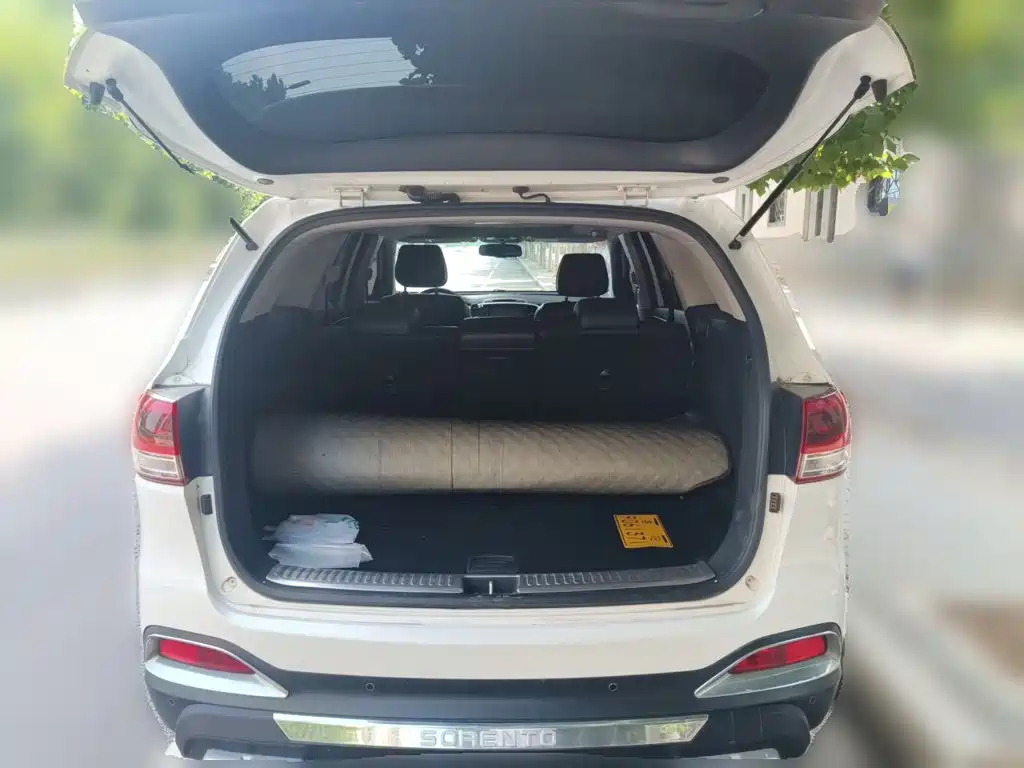 Photo 16 - Kia Sorento