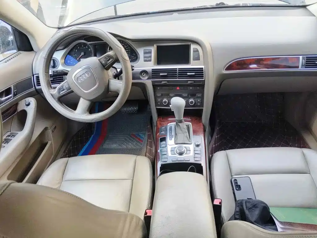 Photo 12 - Audi A6L