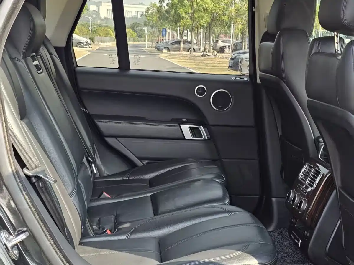 Land Rover Range Rover 2016 3.0 SC V6 Vogue фото 15