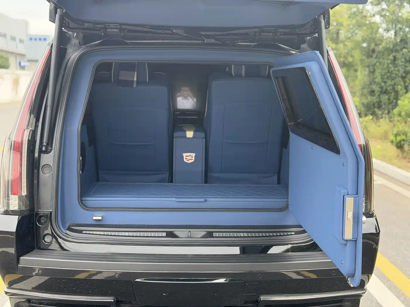 Cadillac Escalade 2020 2017 6.2L ESV Platinum Extended