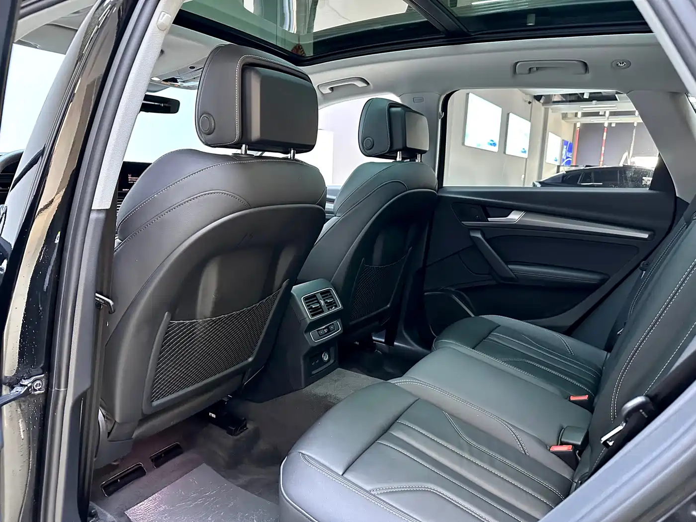 Audi Q5L 2022 40T Luxury Dynamic фото 9