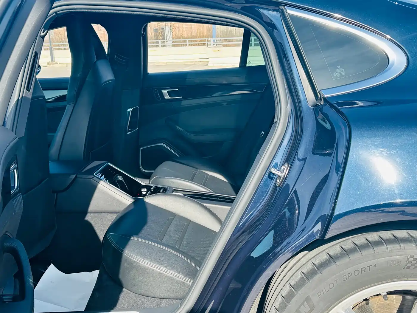 Porsche Panamera 2017 Panamera 3.0T фото 16