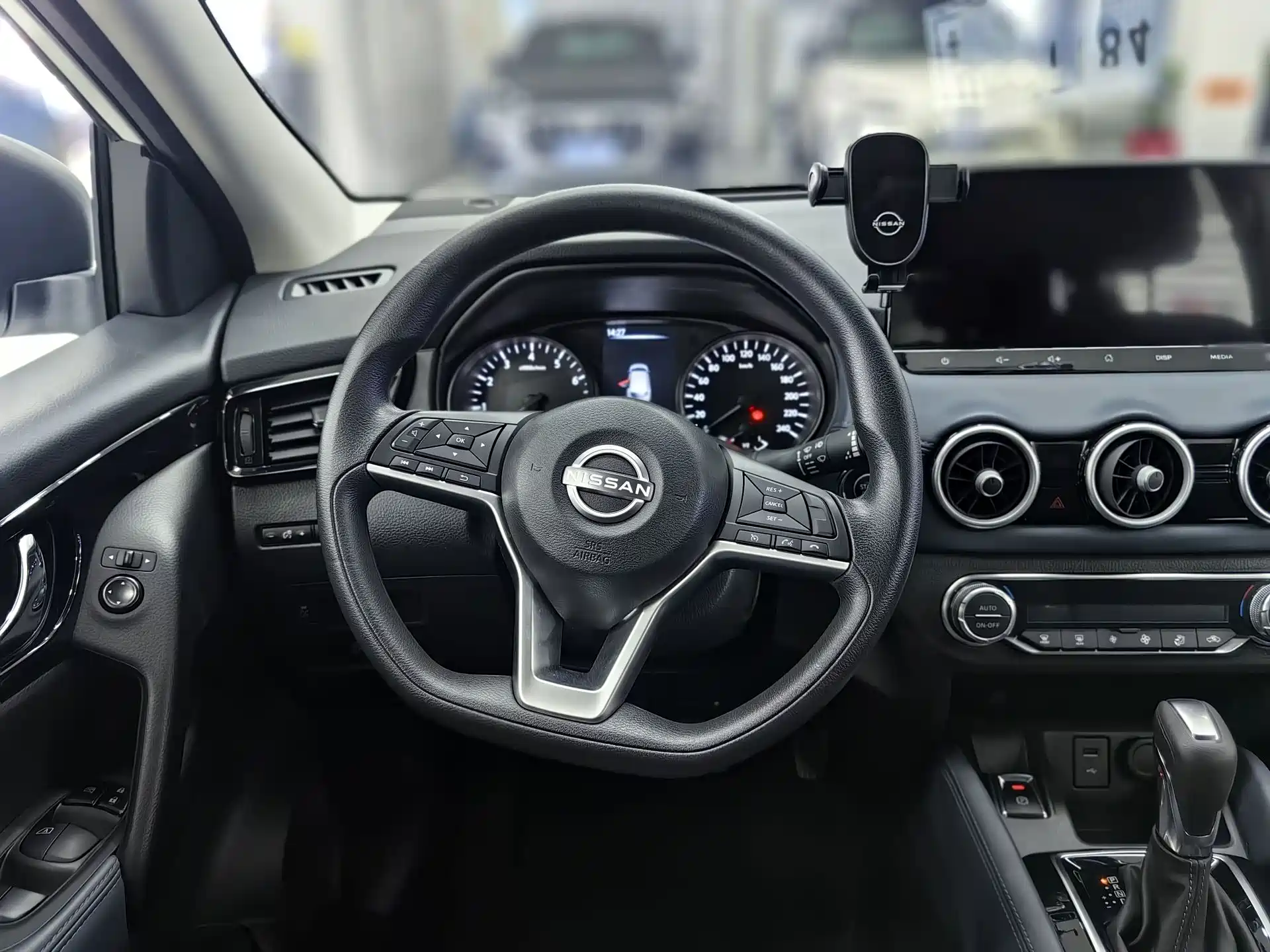 Photo 8 - Nissan Qashqai
