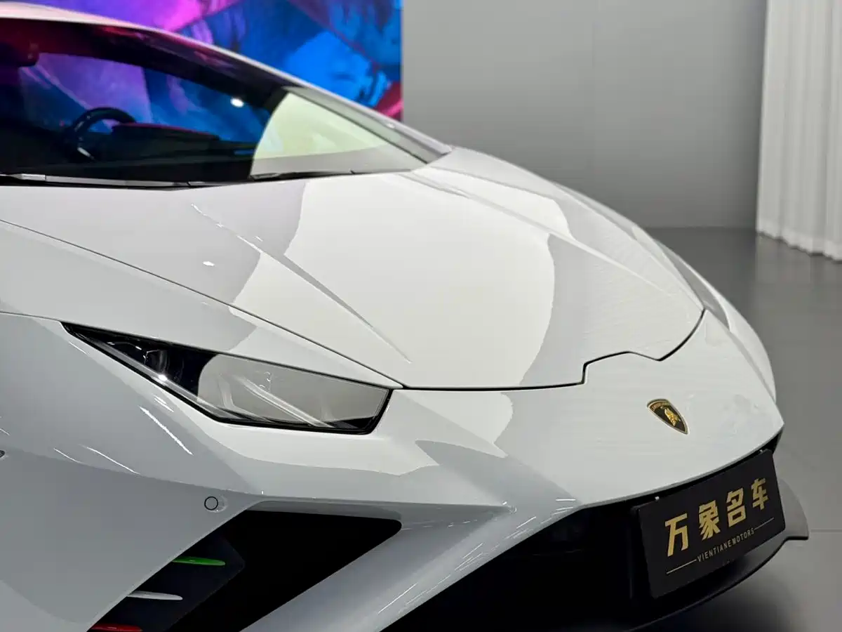 Lamborghini Huracán 2020 Huracán EVO RWD фото 10