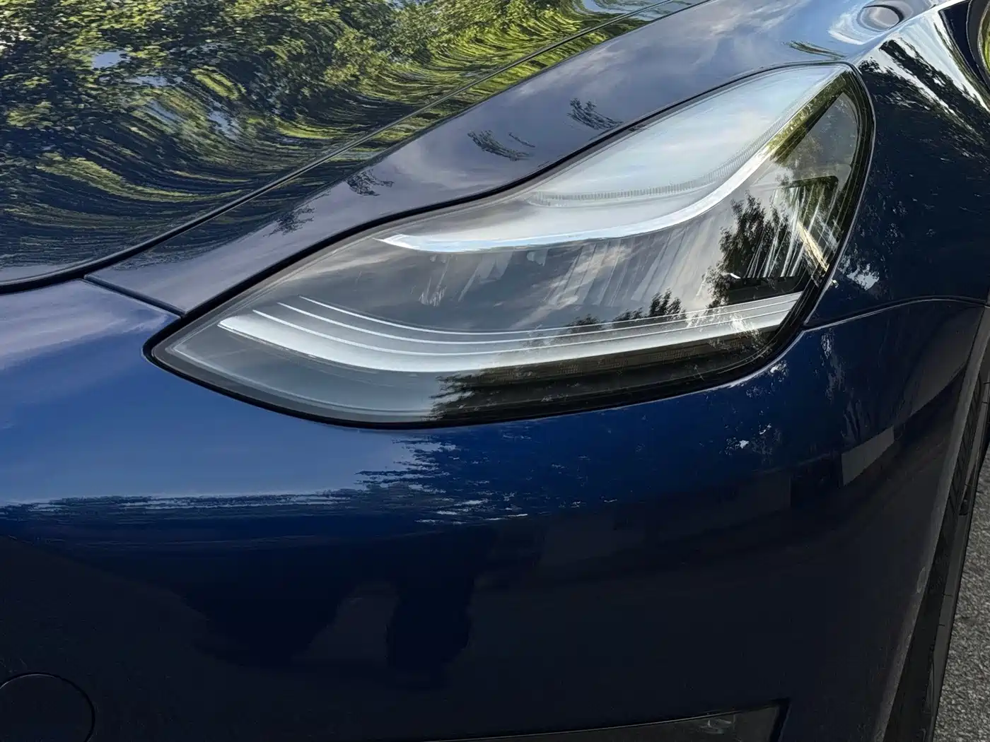 Tesla Model 3 (Import) 2019 2019 Long Range RWD Version