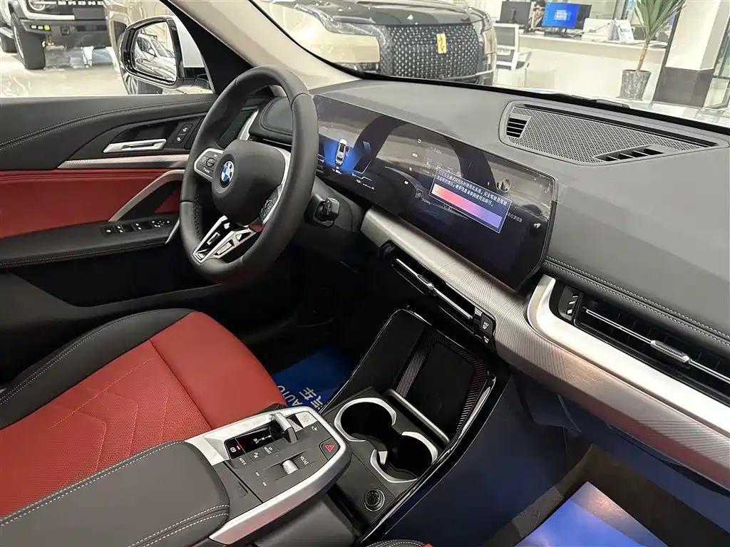 BMW X1 2023 sDrive25Li M Sport Package фото 14