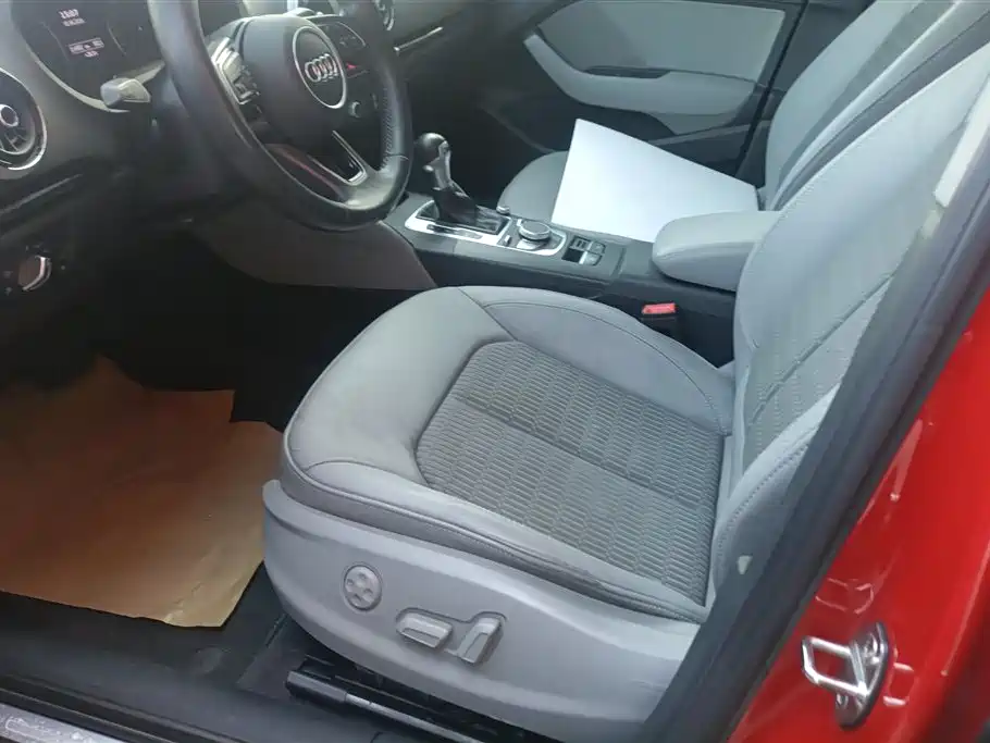 Audi A3 2018 30th Anniversary Sportback 35 TFSI Fashion фото 9