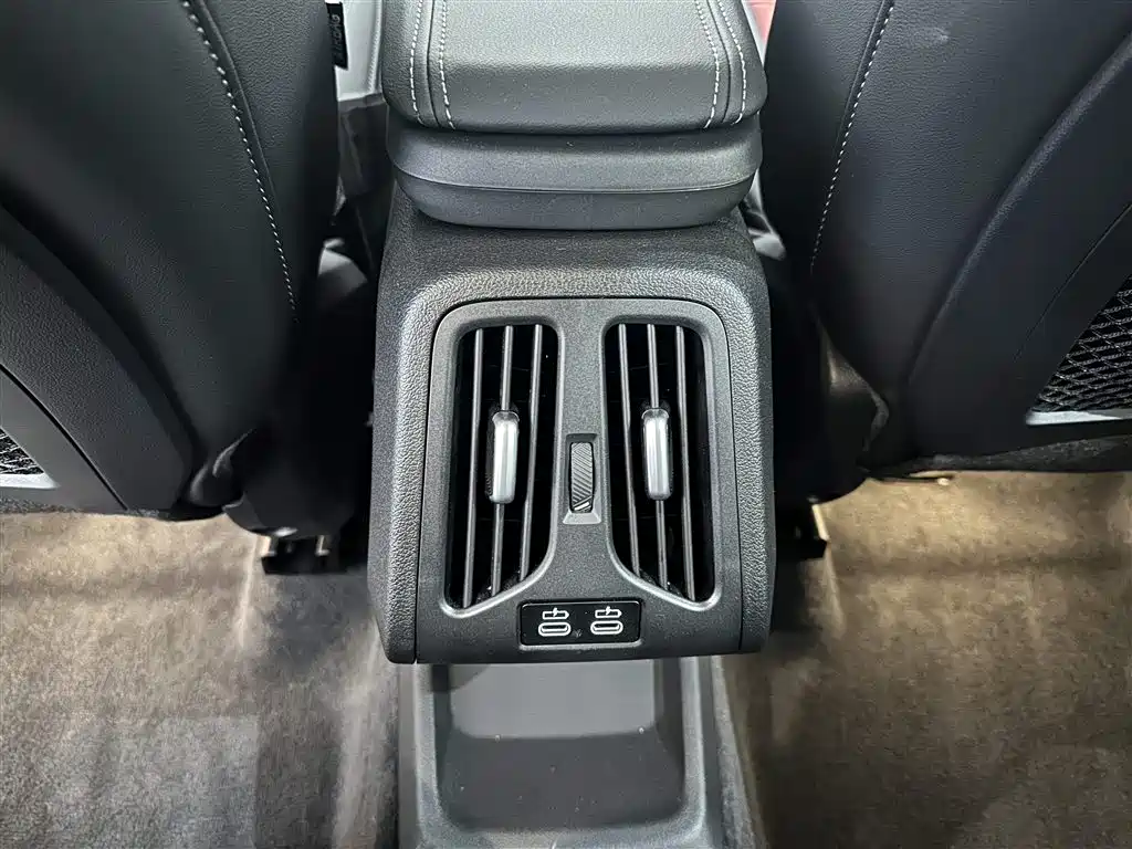 BMW X1 2023 sDrive25Li M Sport Package фото 18