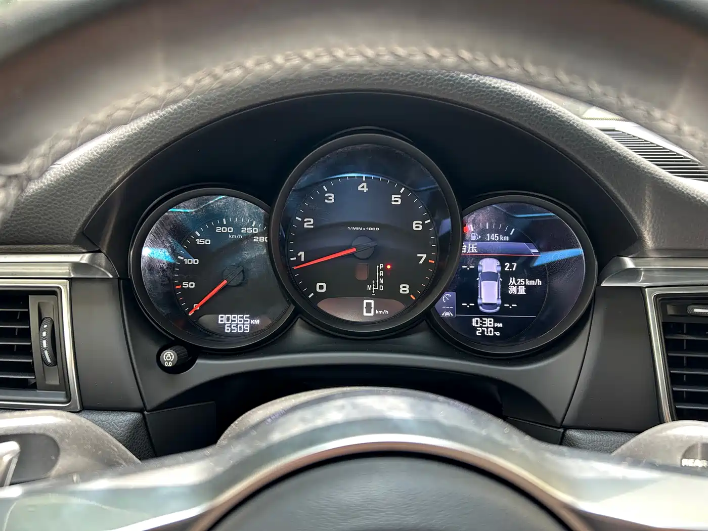 Porsche Macan 2017 Macan 2.0T фото 13