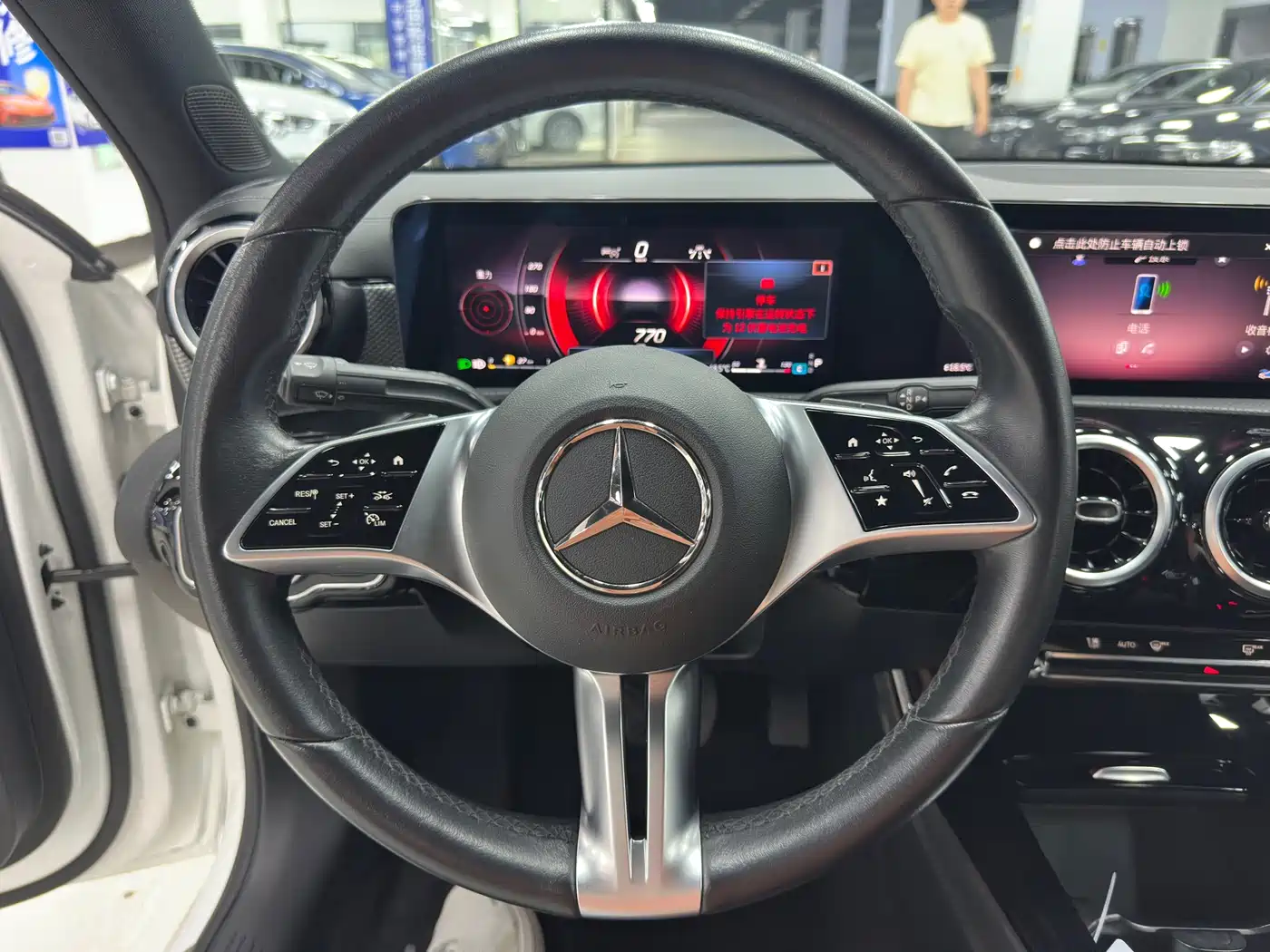 Mercedes-Benz A-Class 2023 A 180 L фото 14