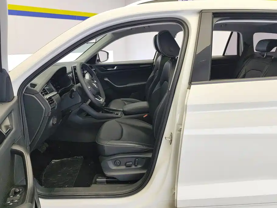 Škoda Kodiaq 2024 2024 TSI330 5-Seat Front-Wheel Drive Power Edition