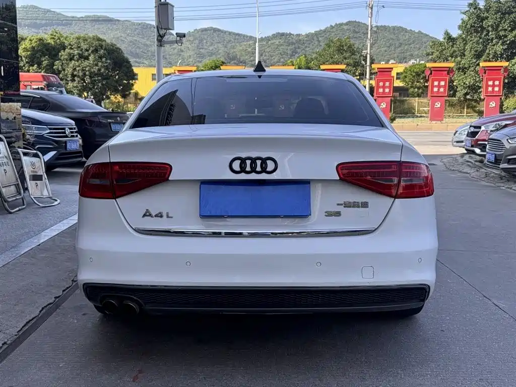 Audi A4L 2016 35 TFSI Automatic Sport фото 5