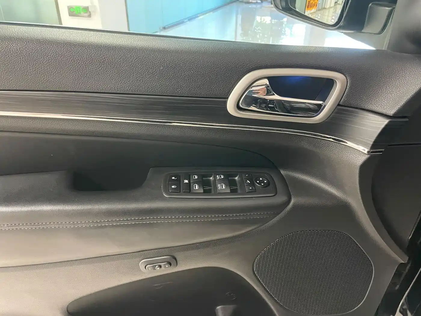 Jeep Grand Cherokee (Import) 2020 2020 3.0L Elite Navigation Edition