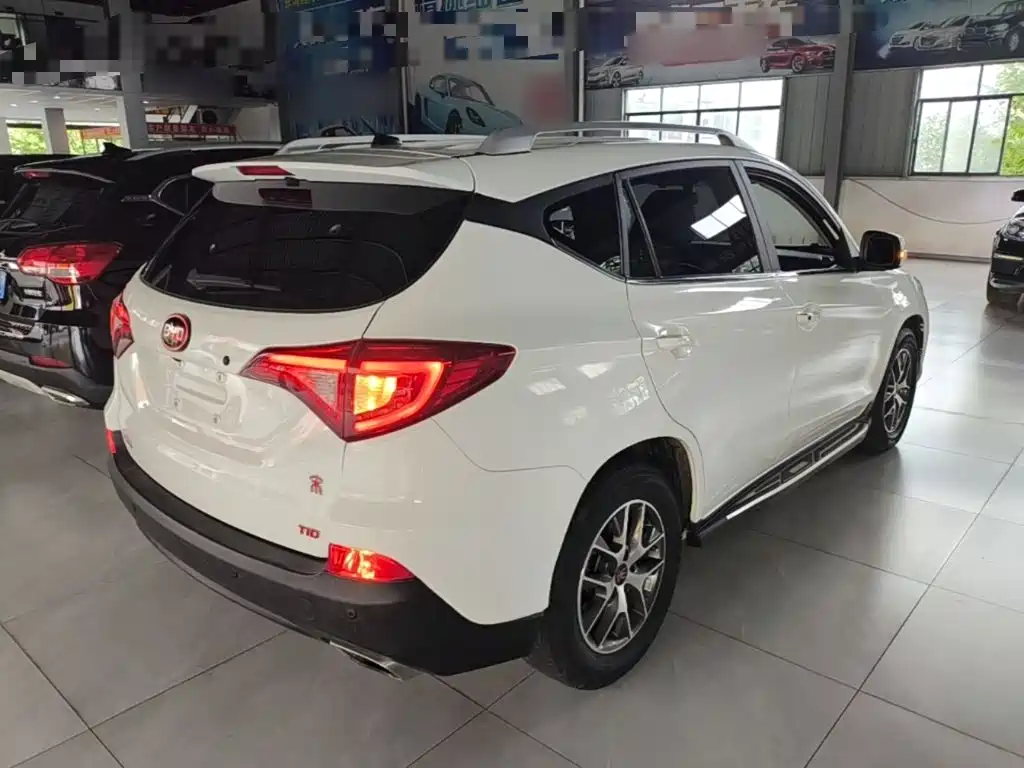 BYD Song 2017 2016 Ultimate Edition 1.5TID Automatic Elite