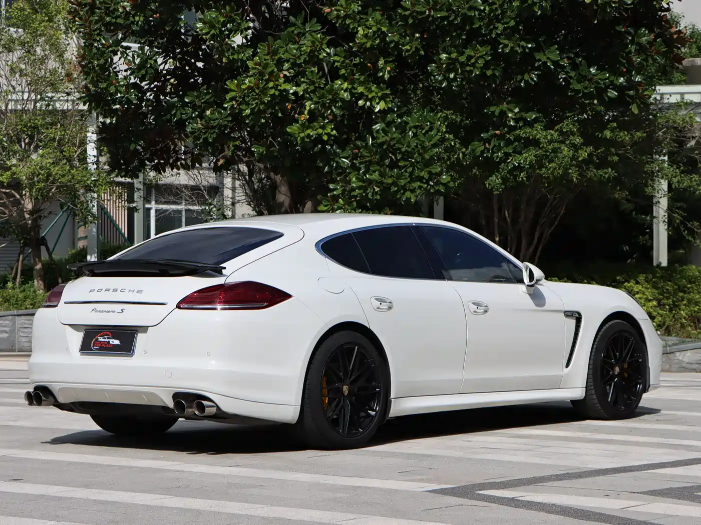 Porsche Panamera 2010 Model Panamera S 4.8L фото 6