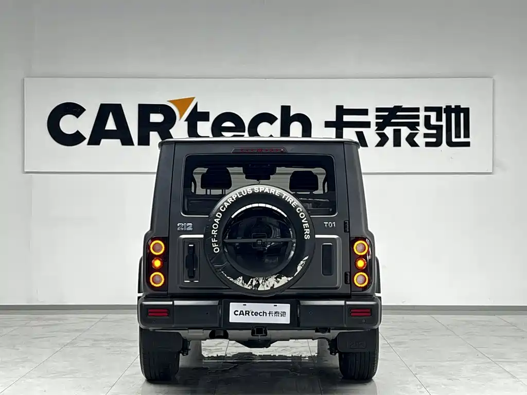 212 T01 2025 2024 2.0T Explorer