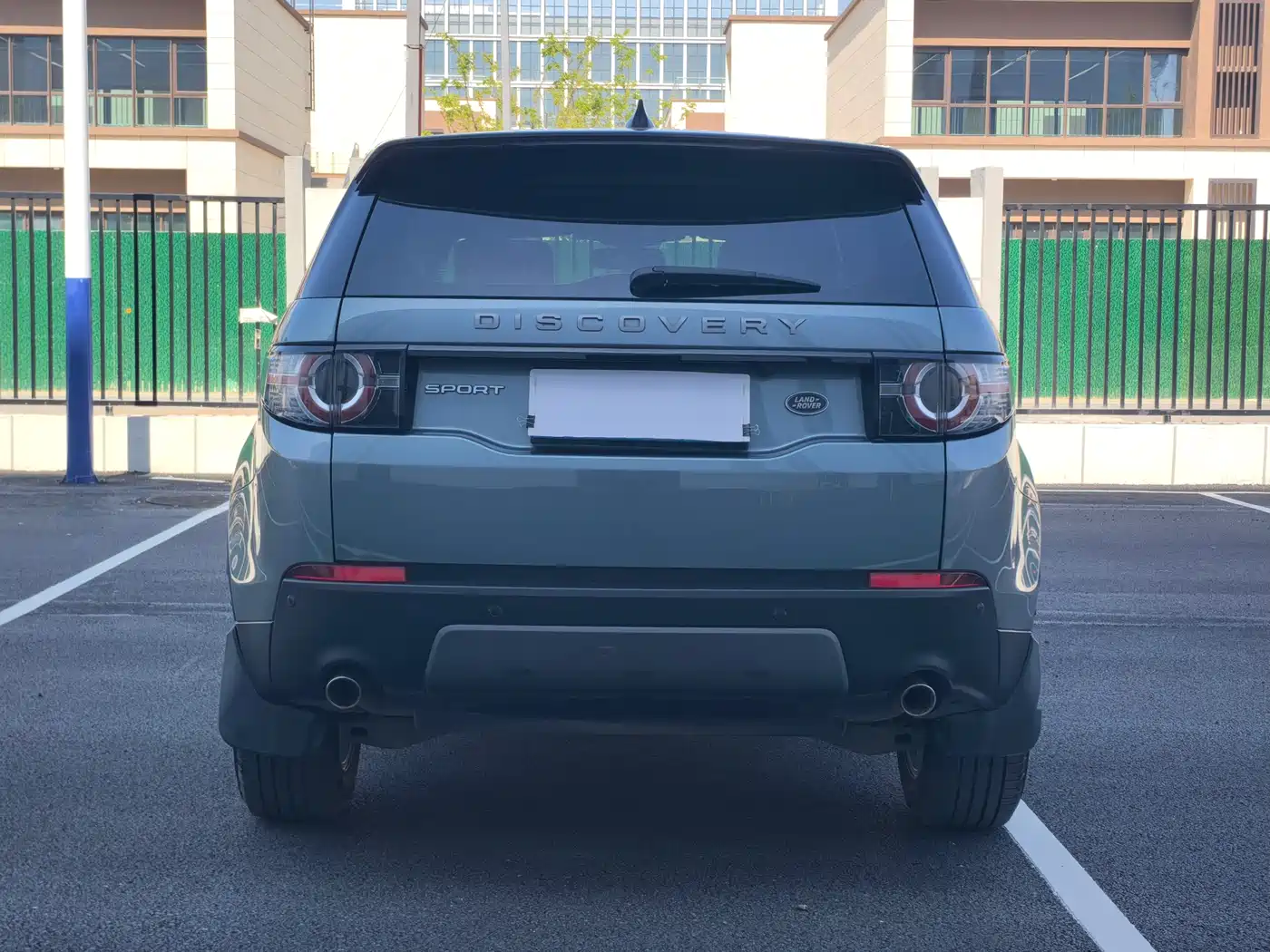 Land Rover Discovery Sport 2019 240PS SE Edition China VI фото 7