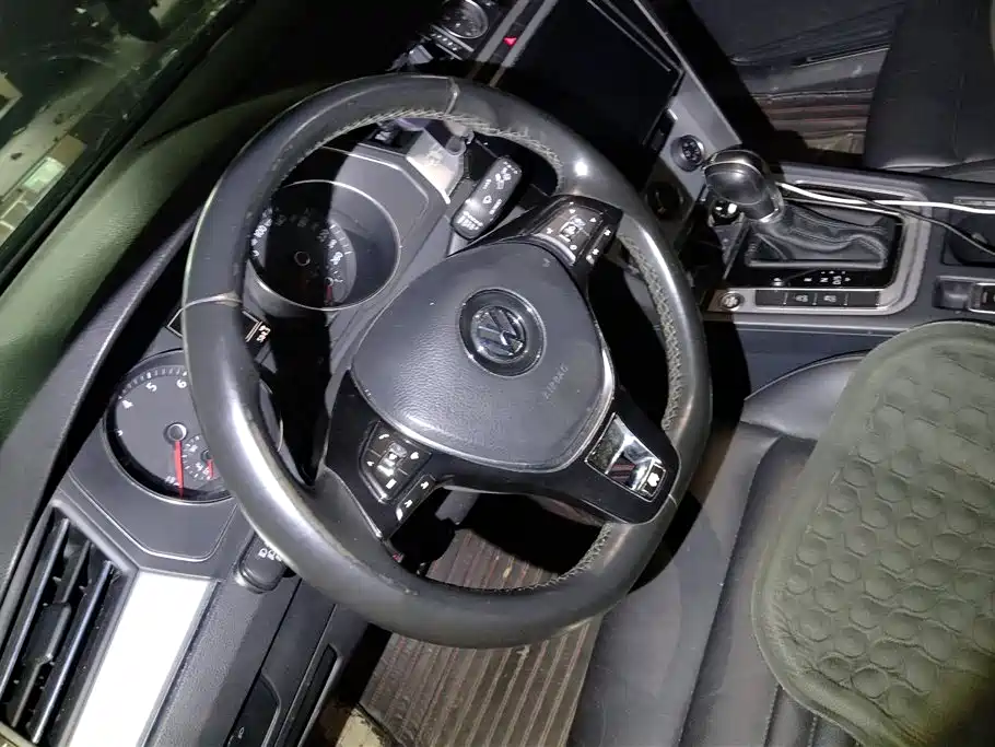 Volkswagen Magotan 2018 280TSI DSG Premium фото 15