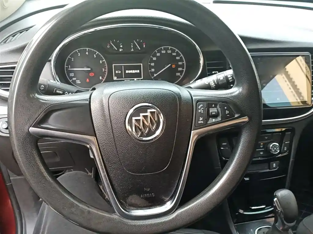 Buick Encore 2017 18T Automatic 2WD Urban Fashion фото 11