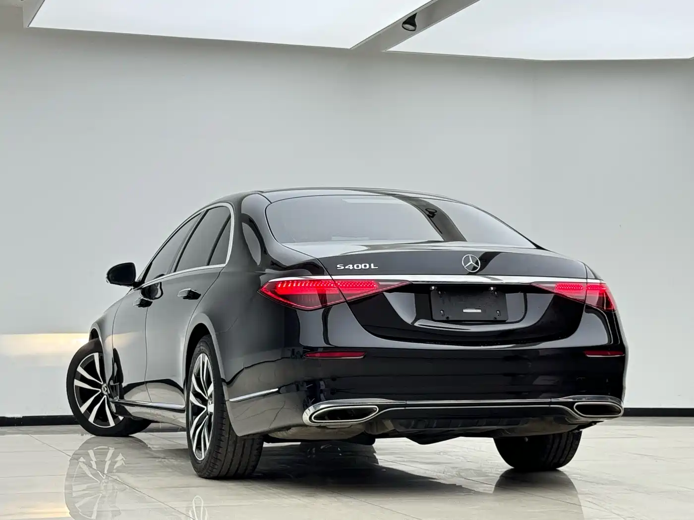 Mercedes-Benz S-Class 2023 Model S 400 L Luxury Edition фото 13