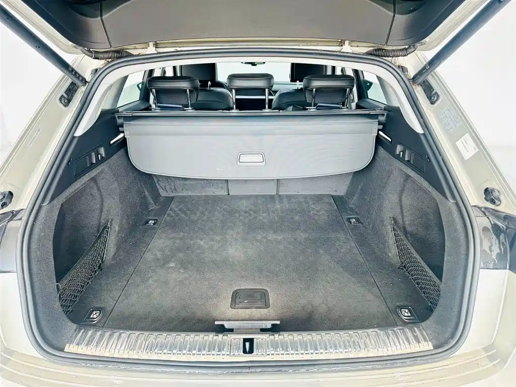 Audi e-tron 2021 50 quattro Exclusive Selection фото 6