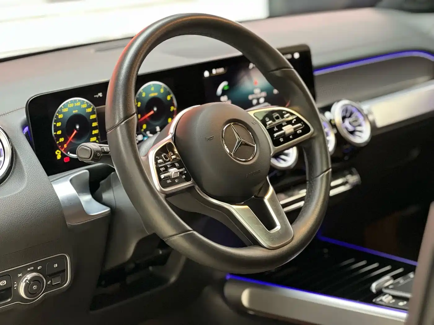 Mercedes-Benz GLB 2023 GLB 220 Style фото 7