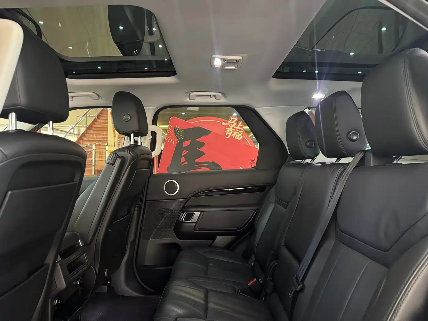 Land Rover Discovery 2017 3.0 SC V6 S фото 13