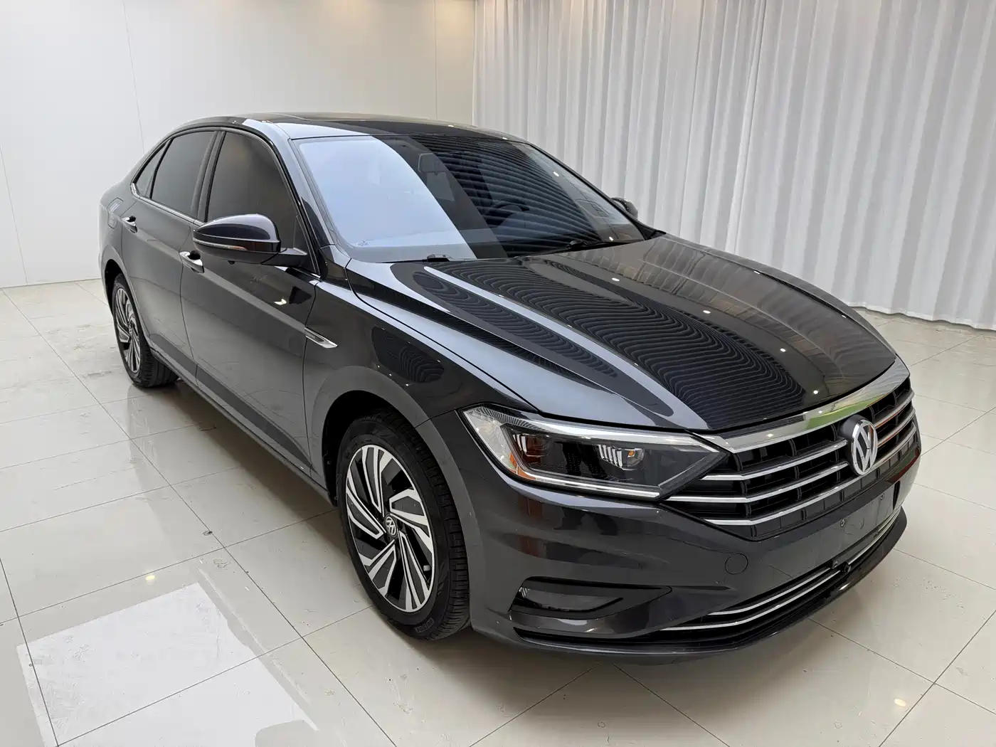 Volkswagen Sagitar 2021 280TSI DSG Surpassing Edition фото 3