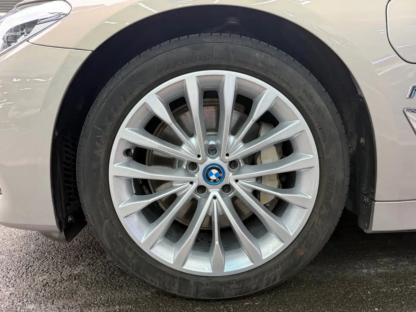 BMW 5 SERIES NEW ENERGY