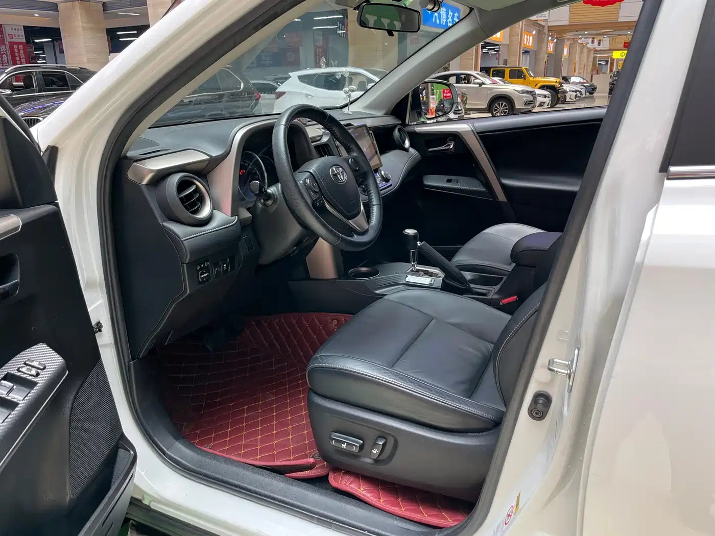 Toyota RAV4 Rongfang 2013 2.0L CVT 4WD Pioneer фото 15
