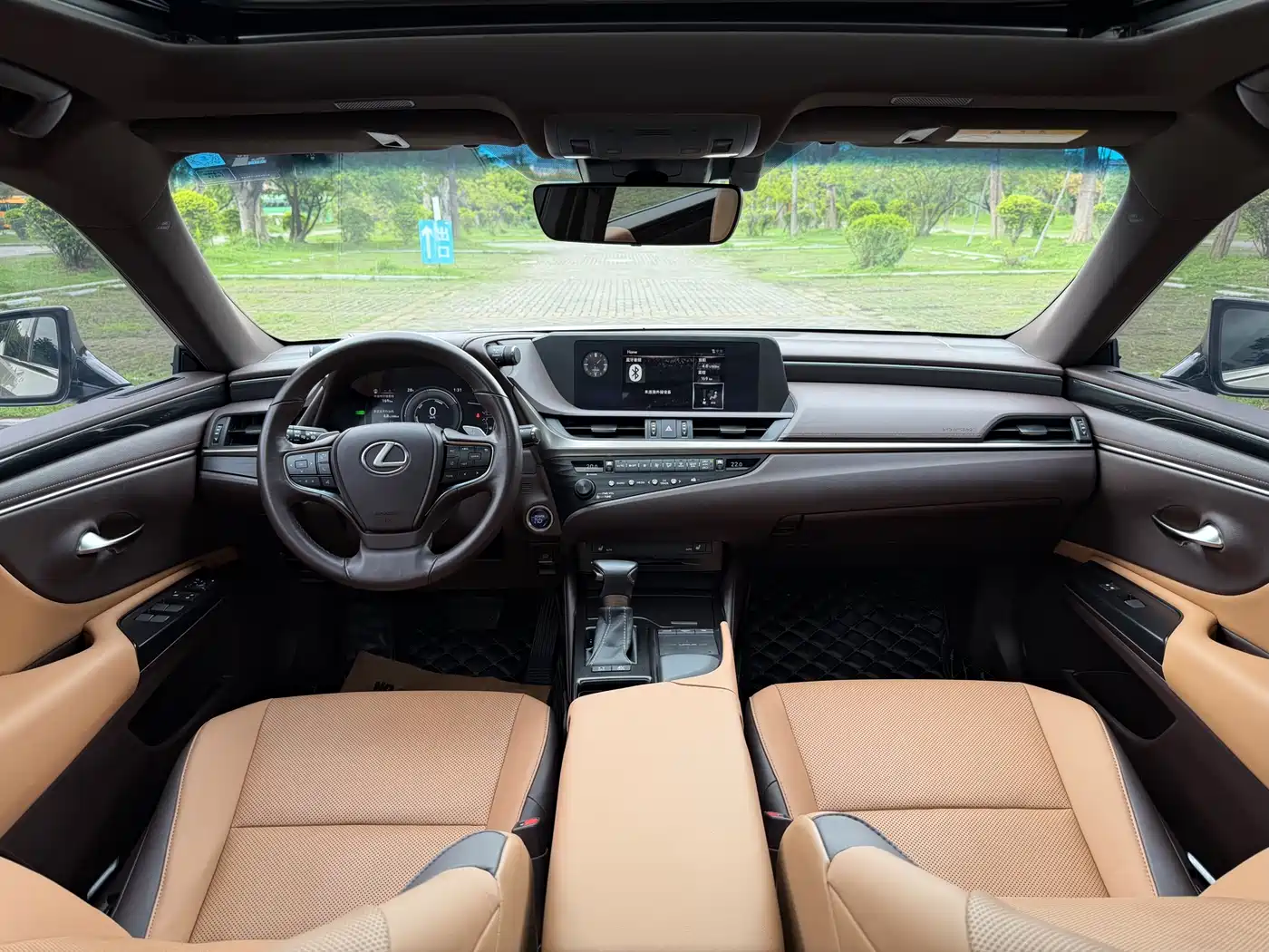 Lexus ES 2018 300h Excellence Edition China V фото 6
