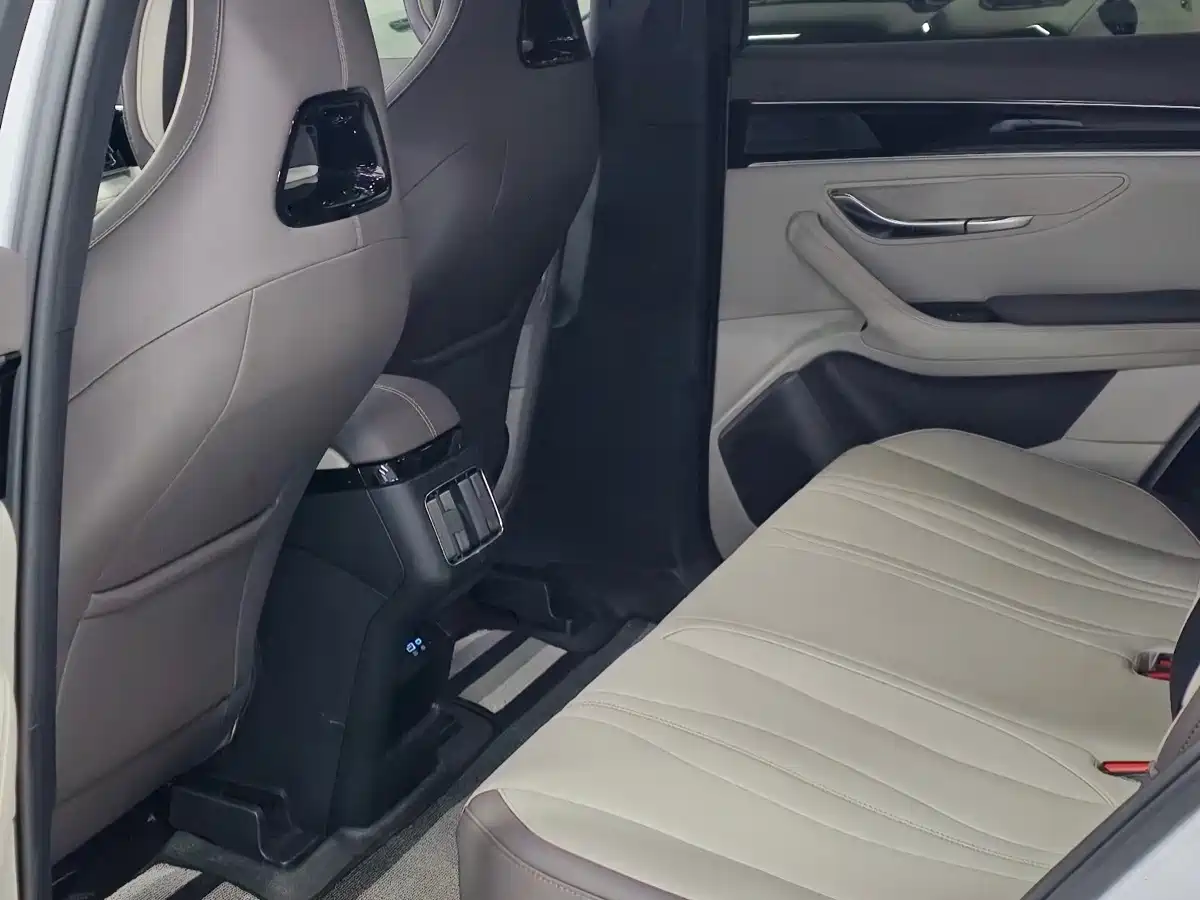 BYD Song PLUS PHEV 2024 2024 Glory Edition EV 520km Luxury