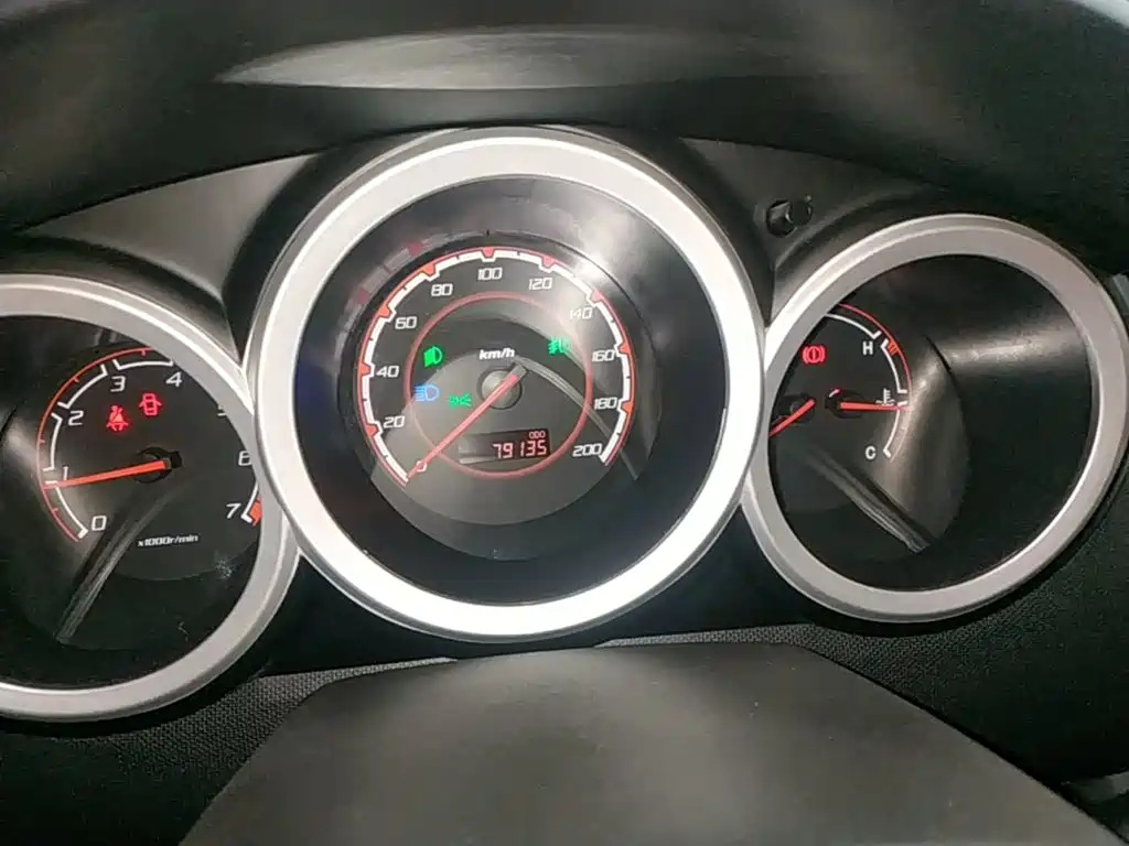 Changan CX20 2015 2014 1.4L Manual Sport Edition (China V)