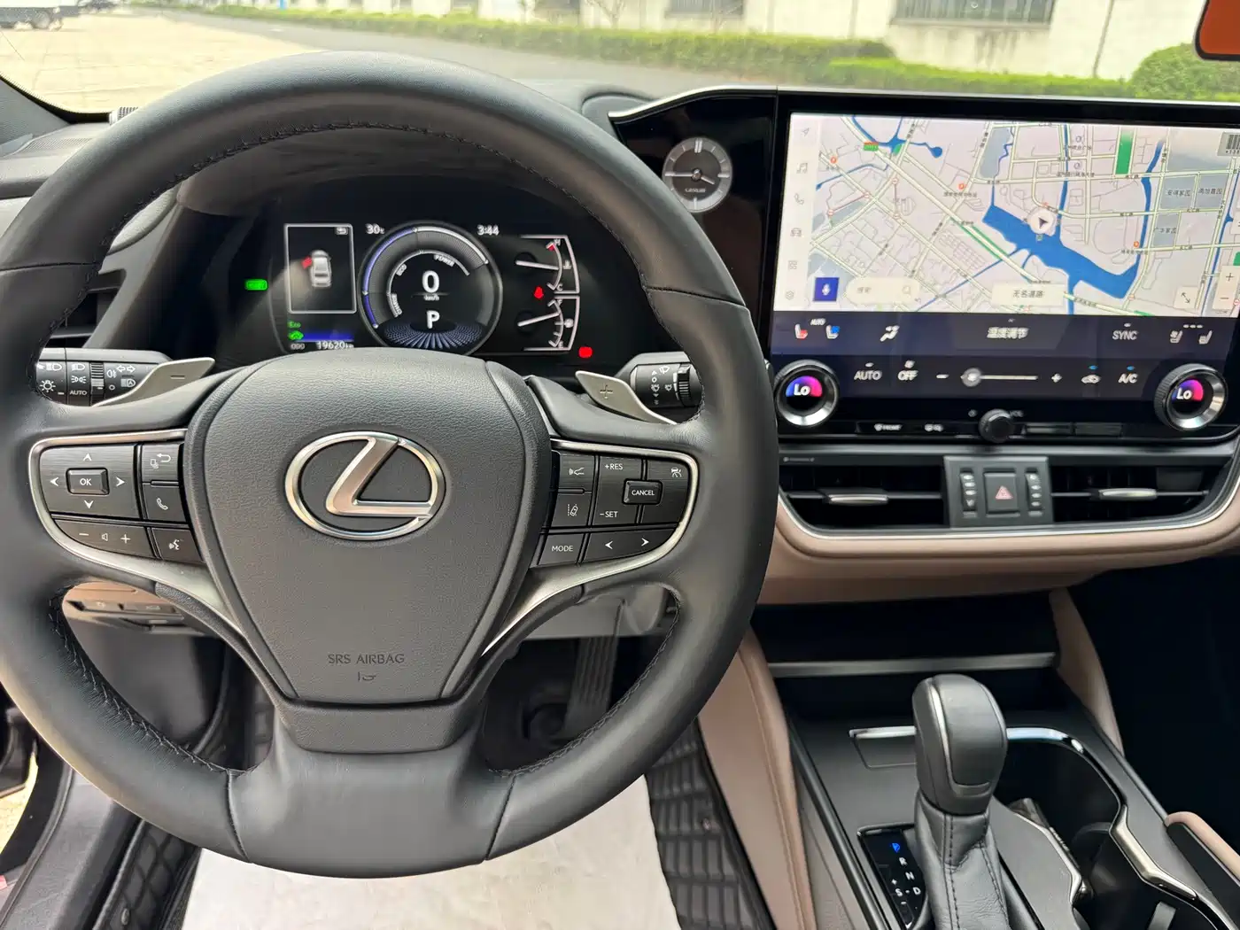 Lexus ES 2026 2025 300h Ultimate Edition