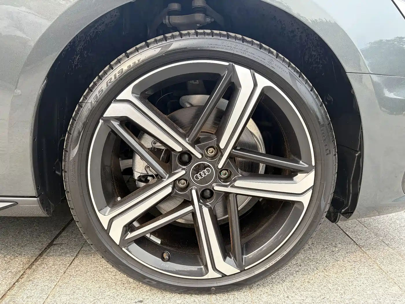 Audi A4L 2025 2024 40 TFSI Luxury Dynamic