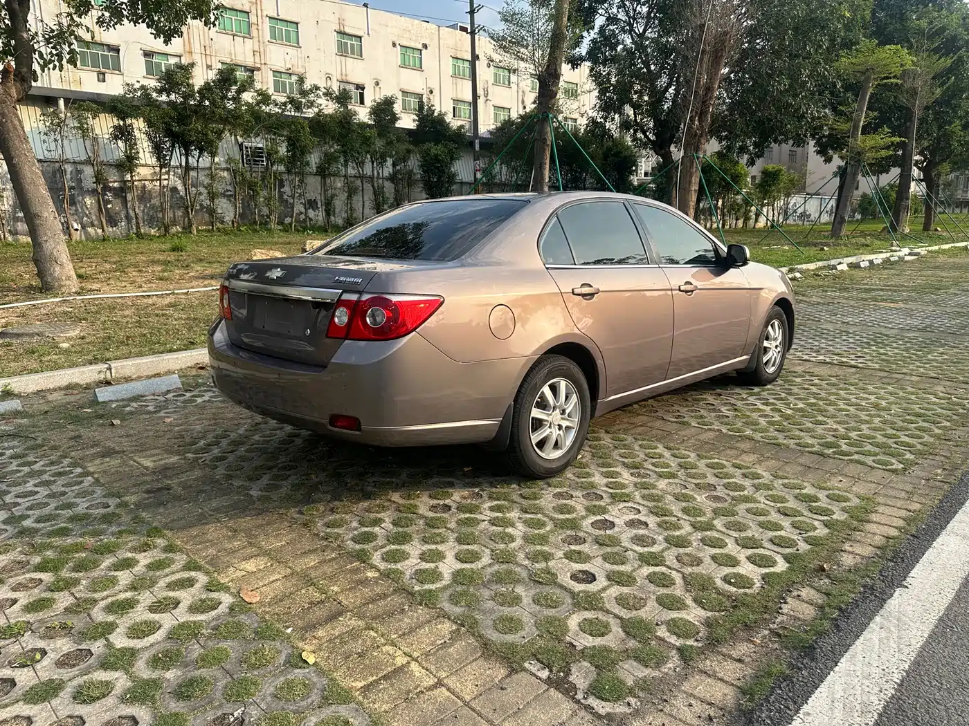 Chevrolet Epica 2013 1.8 SE Comfort AT фото 6