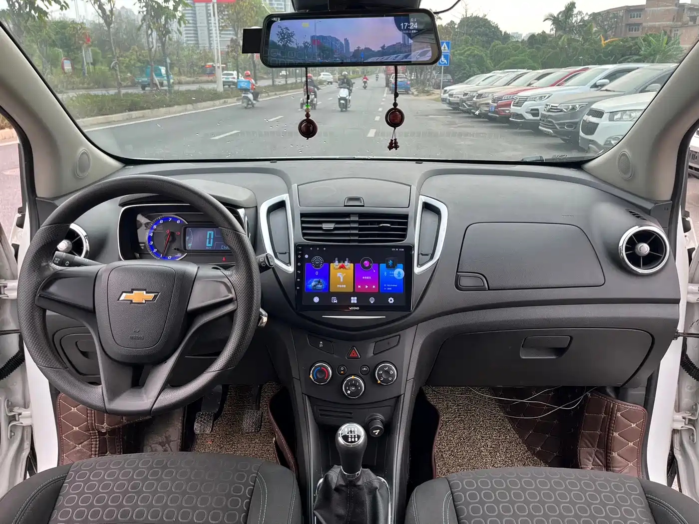 Chevrolet Trax 2014 1.4T Manual 2WD Comfort фото 11