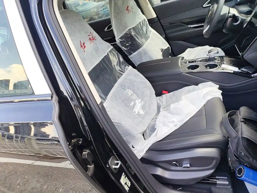 Hongqi HS3 PHEV 2026 2024 PHEV 115km Power Edition