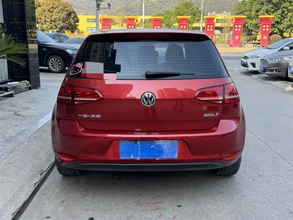 Volkswagen Golf 2015 1.6L Automatic Comfort фото 4