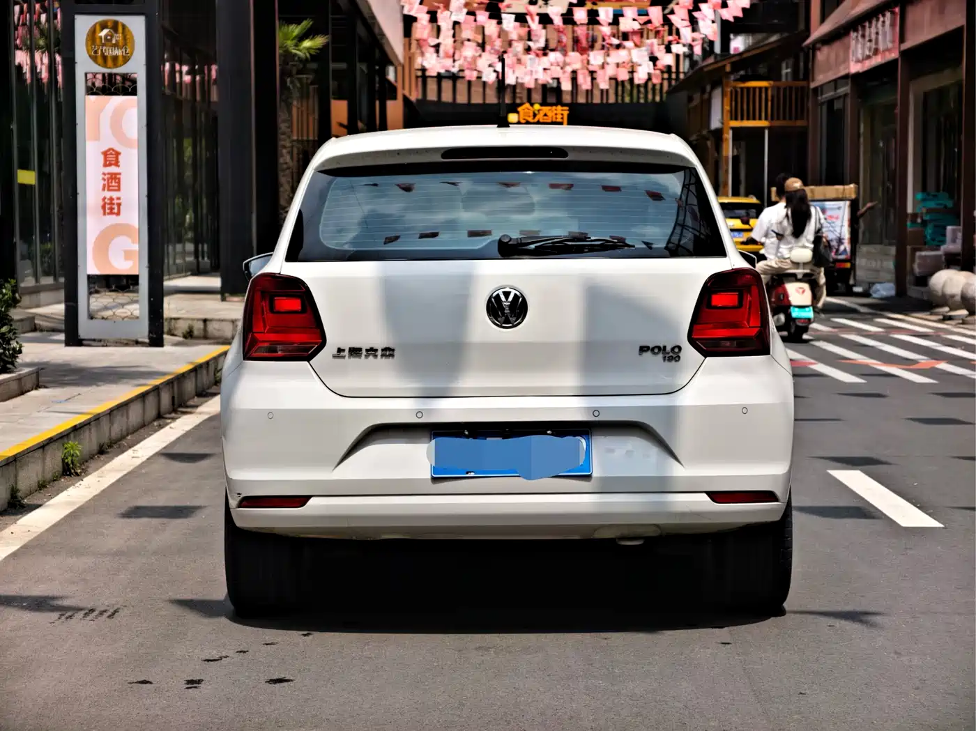 Volkswagen Polo 2016 1.6L Automatic Comfort фото 5
