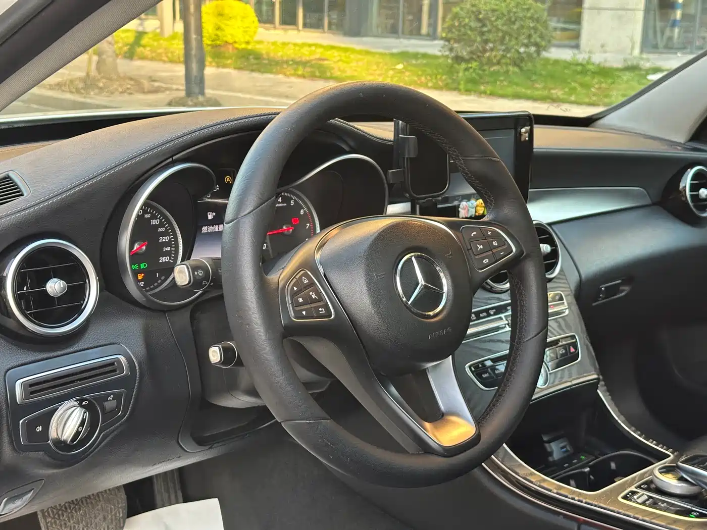 Mercedes-Benz C-Class 2015 Facelift C 200 L Sport фото 4