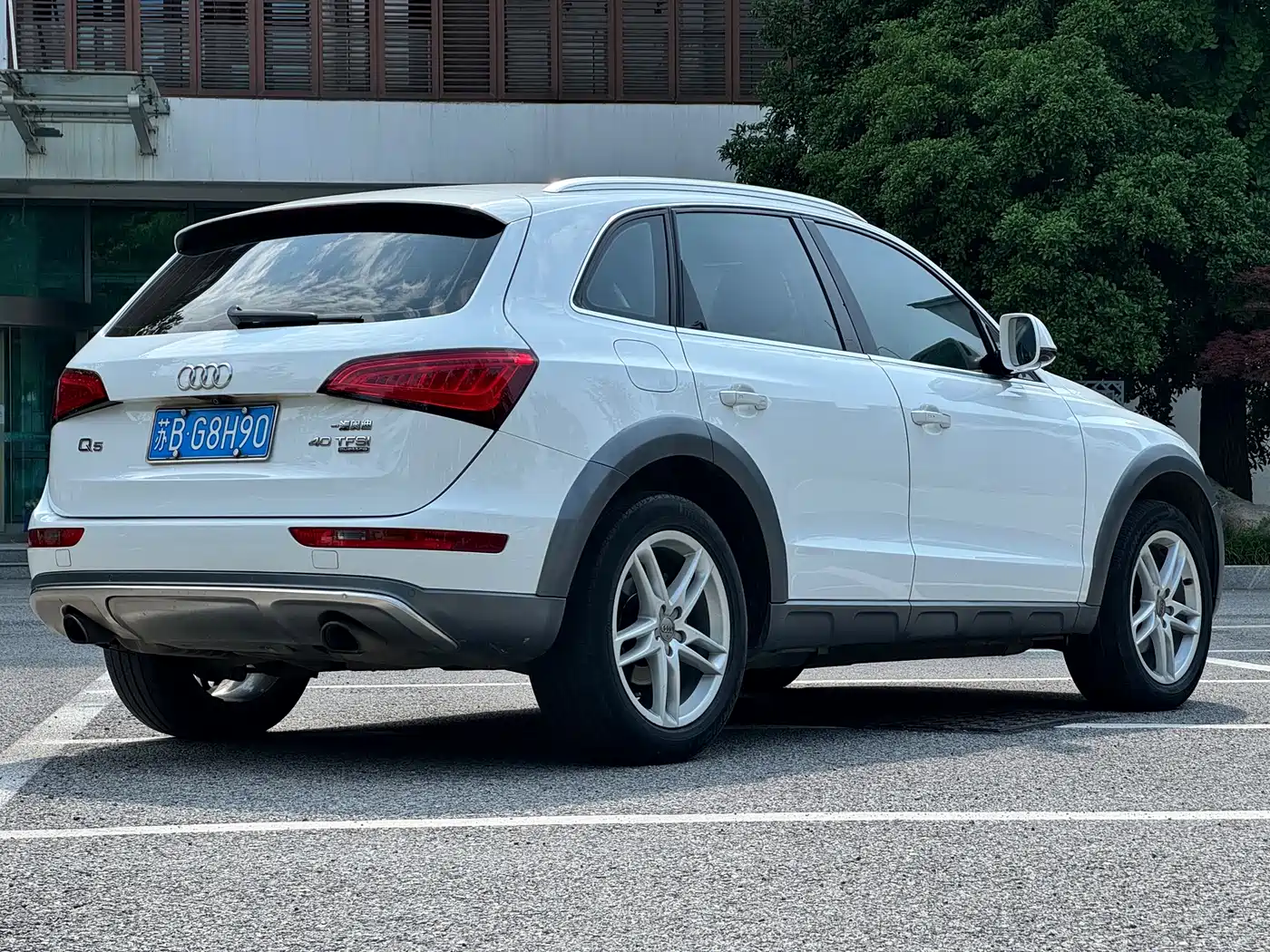 AUDI Q5