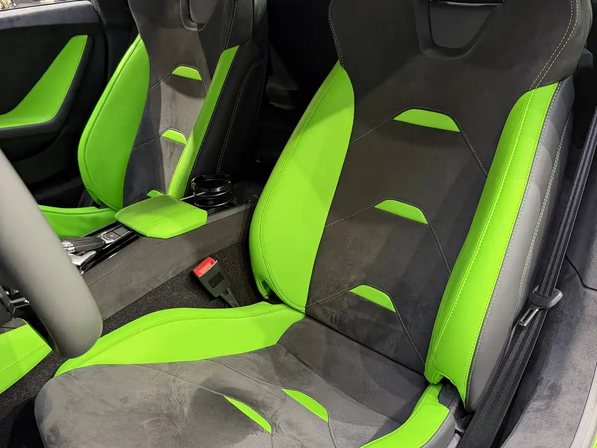 LAMBORGHINI HURACÁN