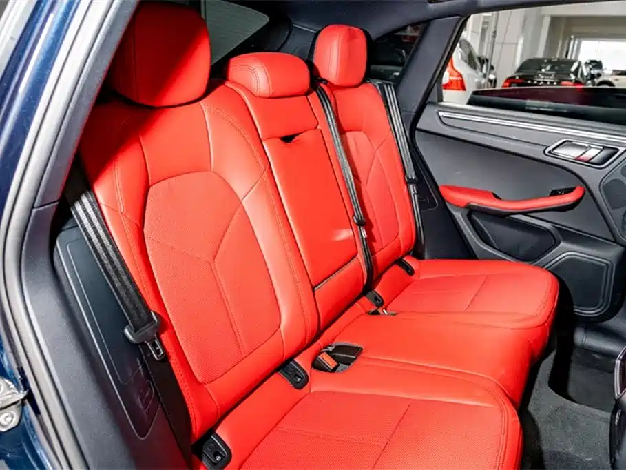 Porsche Macan 2023 Macan 2.0T фото 24