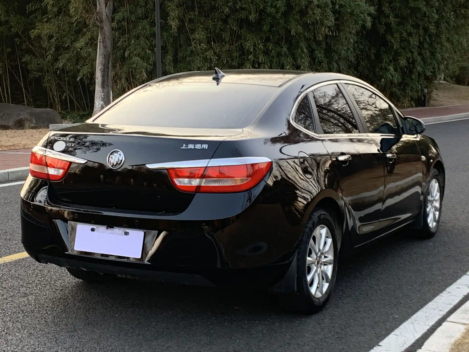 Photo 5 - Buick Excelle