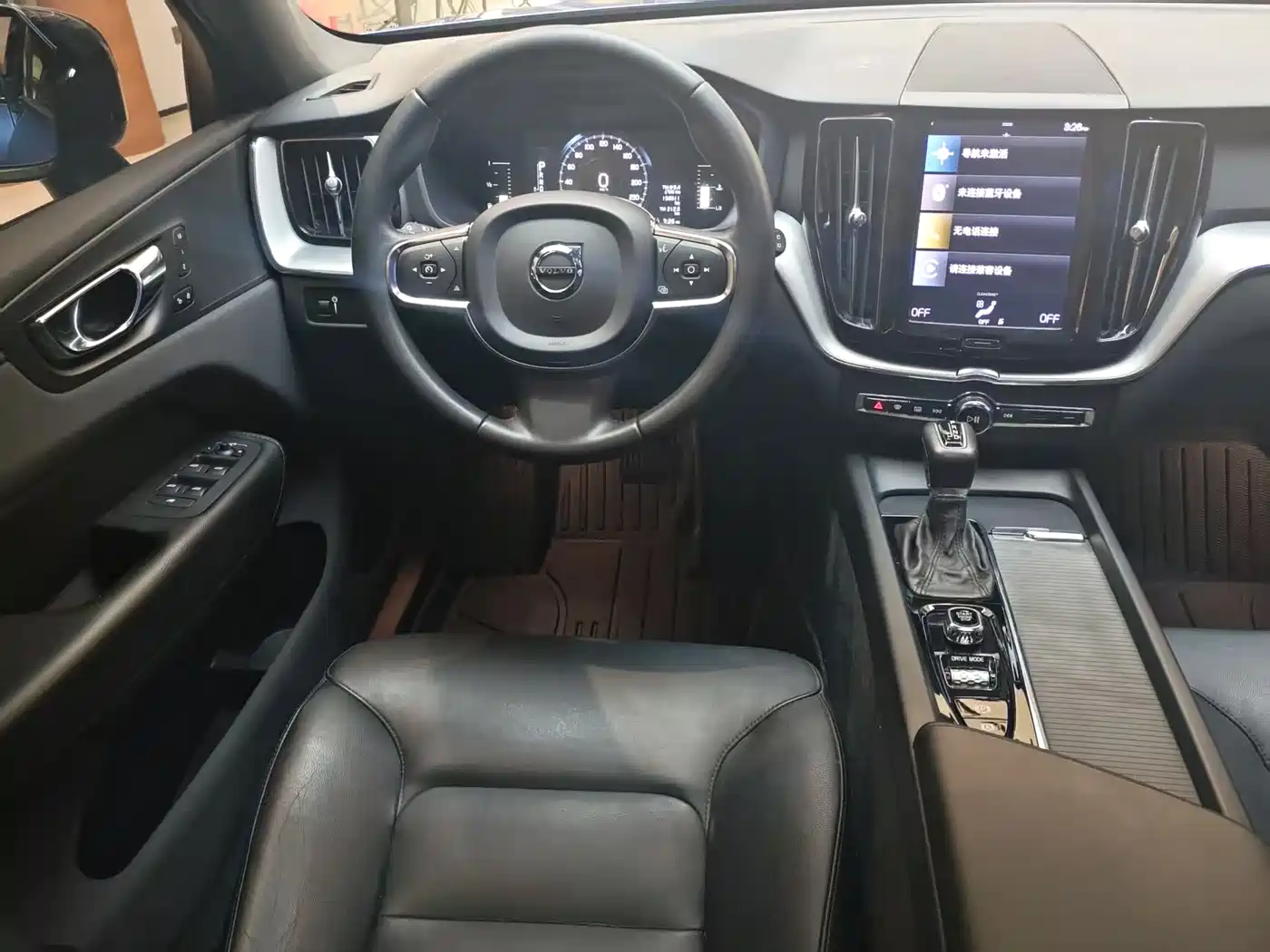 Photo 9 - Volvo XC60