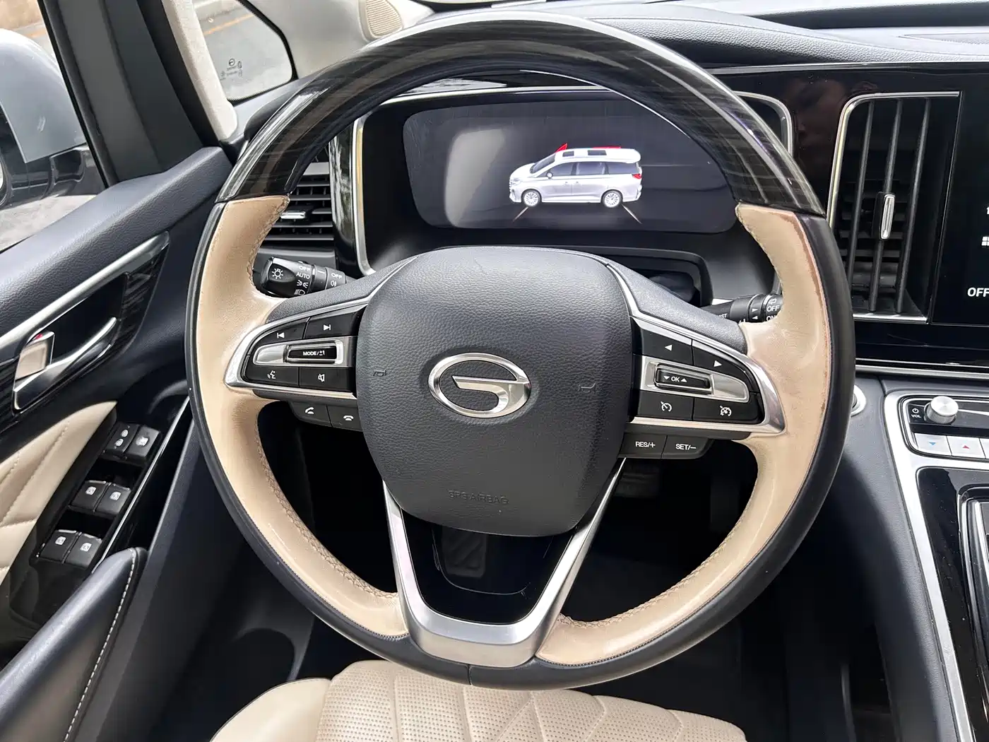 GAC Trumpchi Trumpchi M8 2021 Master Series 390T 4-Seat Glory Edition фото 13
