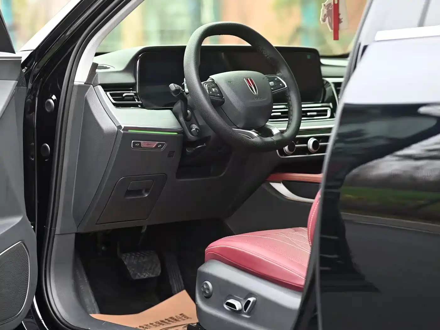 Hongqi HS5 2026 2.0T 2WD Qi Enjoyment Pro Edition фото 4